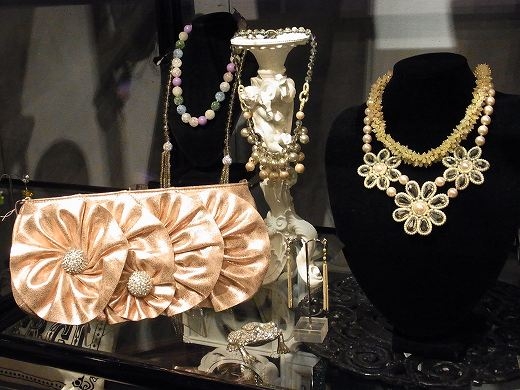 Display 8